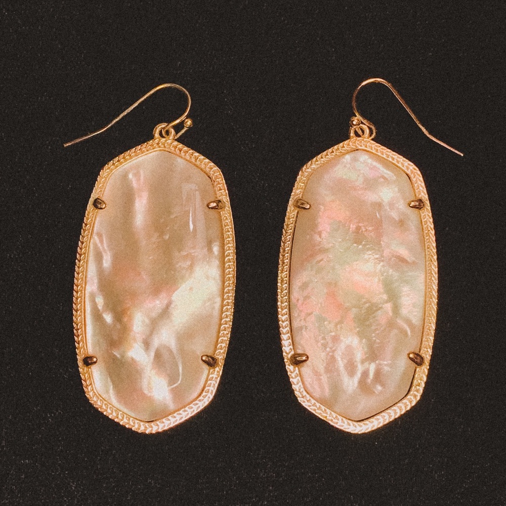 Rose Gold Kendra Scott Earrings